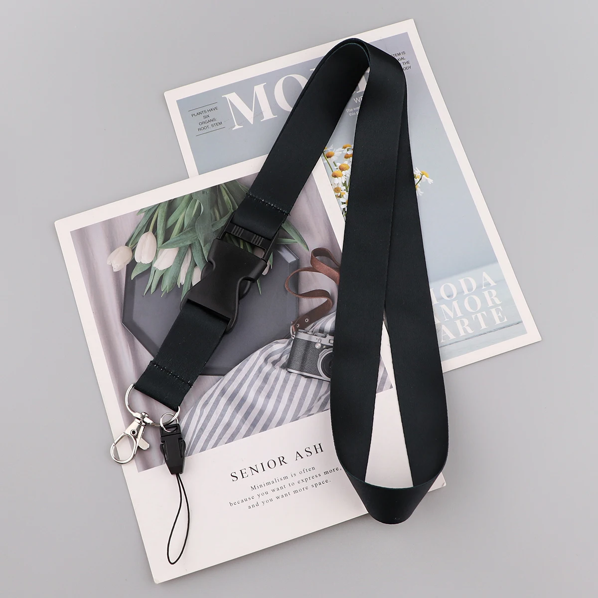 Fashion Black Cell Phone Lanyard Neck Hanging Lanyards for Keys ID Card Employee Card Badge Holder ID Card lanyard image 4