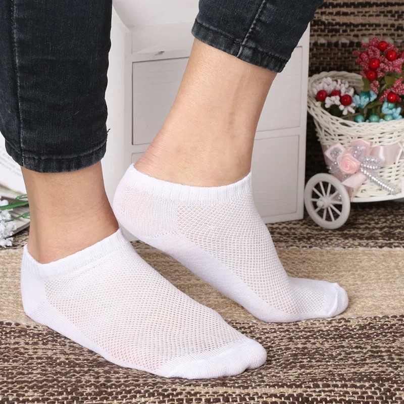 1-5Pairs/Lot Low Cut Men Socks Solid Color Black White Gray Breathable Cotton Sports Socks Male Short Socks for Women Men