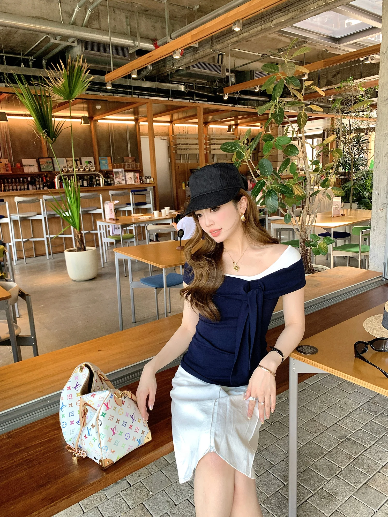 

Shoulder Bared Color Block Short Sleeve T-Shirt Women's Slim Fit Pastic Two-Piece Style Commute Fashion Korean Version Top