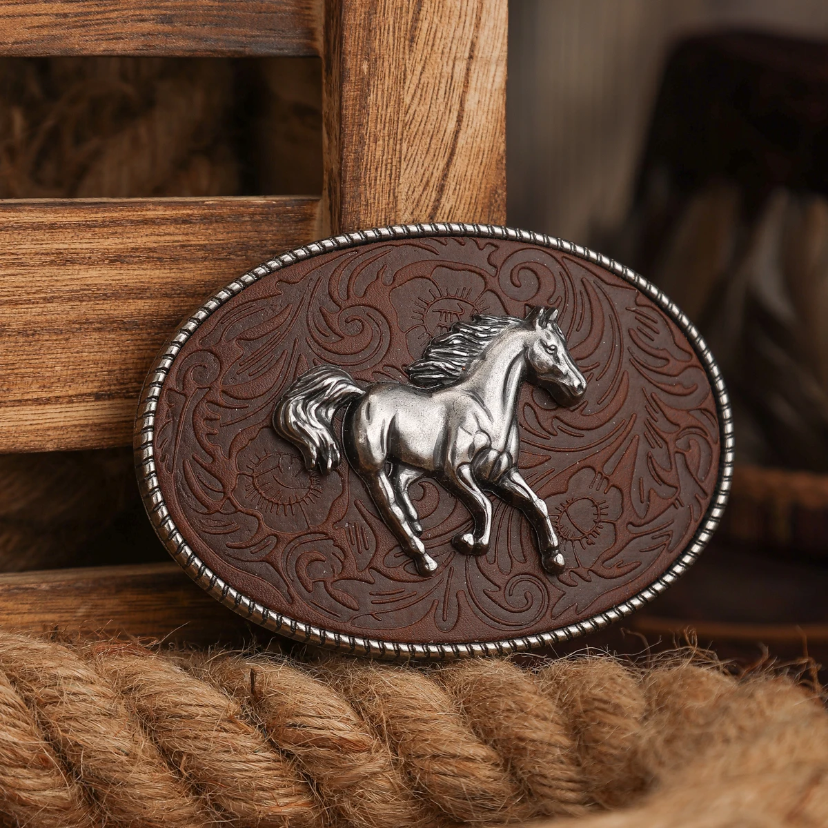 مشبك حزام على شكل رعاة البقر الغربي مع مشبك معدني وإبزيم حزام تخفيف الحصان نجاح كامل