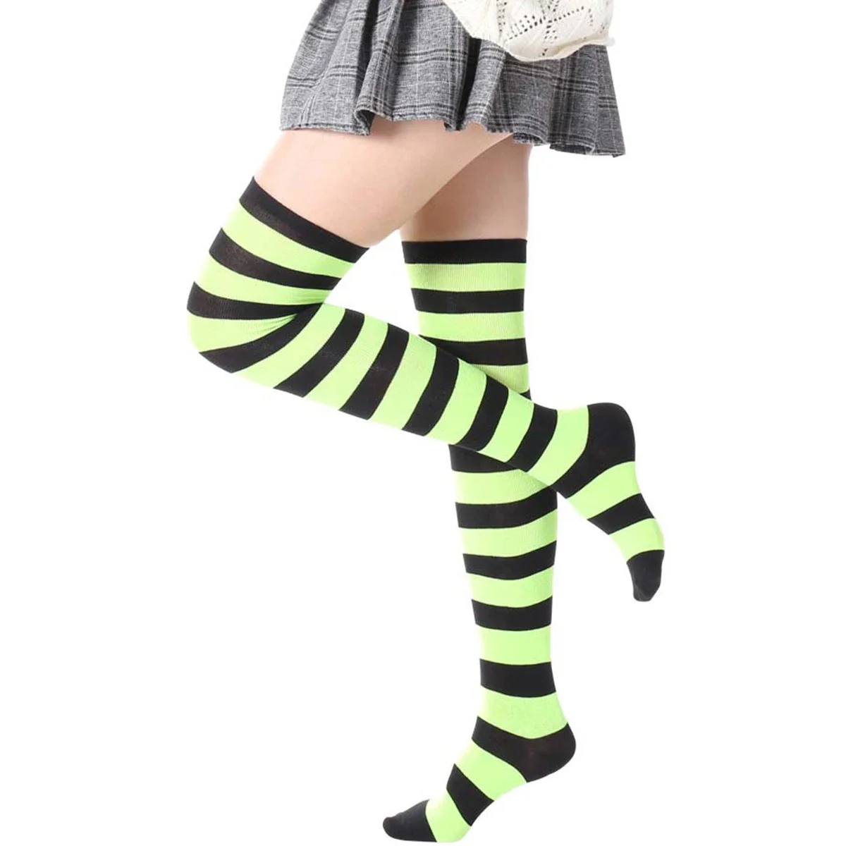 

1 Pair of Female Knee-high Tube Half-socks Stripes Are The Same Size Student Dance Socks