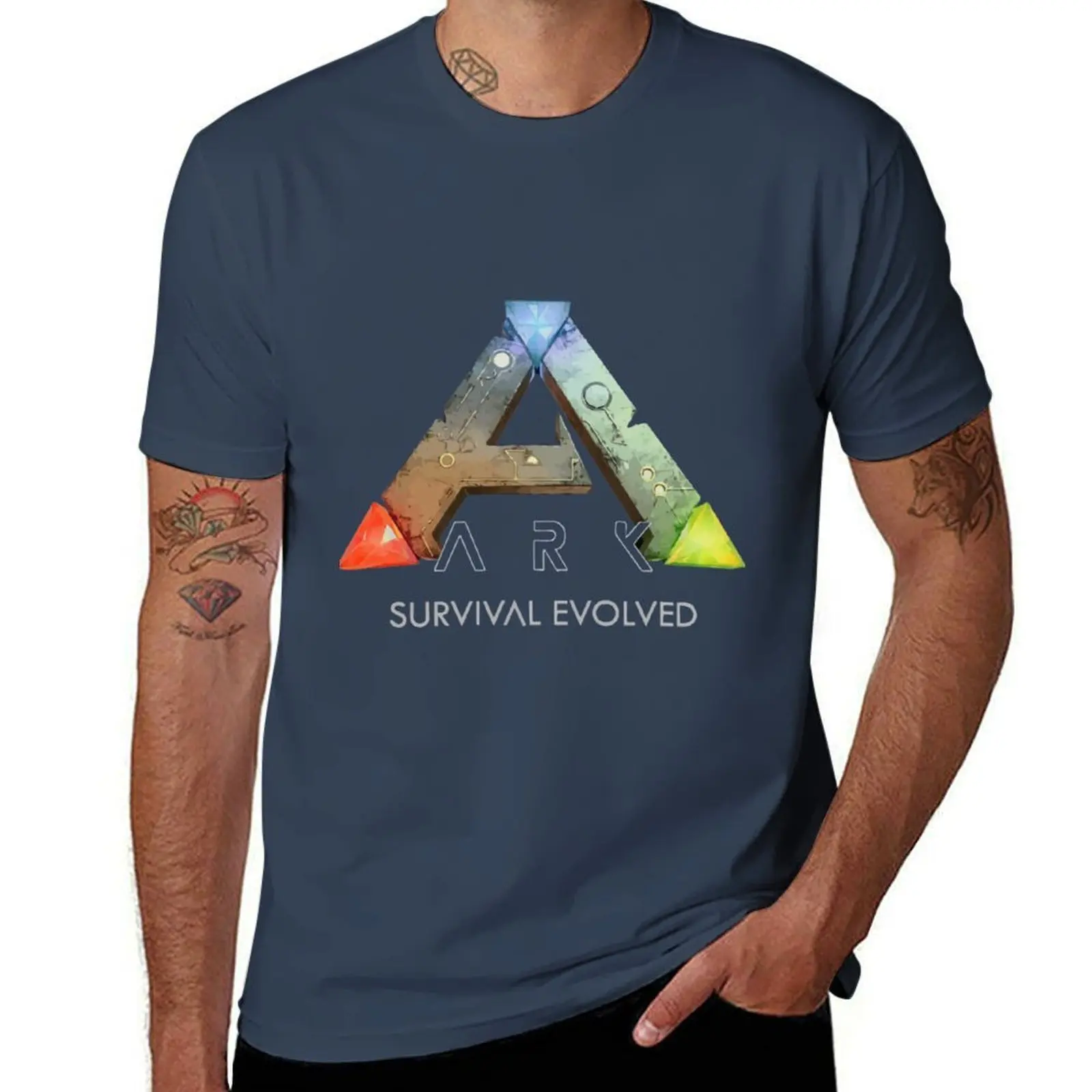 Ark : Survival Evolve |   T-shirt cadeau parfait, léger, sportif et basique