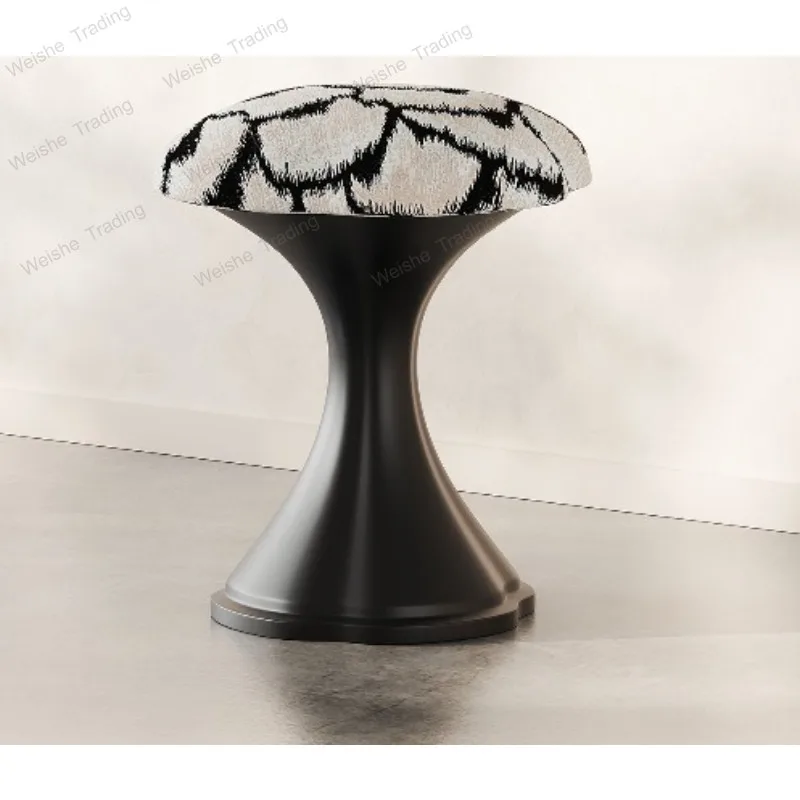 

Минималистичный прикроватный табурет, табурет для макияжа, табурет для переобувания в спальне, современный табурет в стиле легкой роскоши