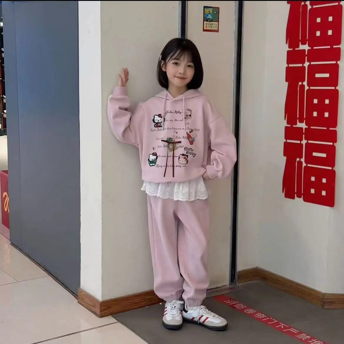 

Sanrio Hello Kitty Girls Sweatshirt Set 2025 Spring New Princess Cartoon Print 2Pc Outfit Cute Kawaii Fashion Childrens Clothing