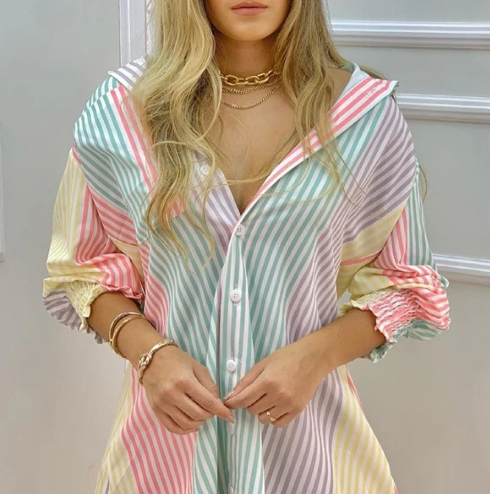 Camisa listrada de manga comprida feminina, top solto, de peito único, colorida, moda casual, nova, primavera, verão, 2022