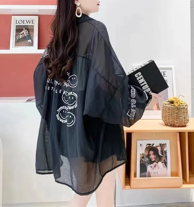 เสื้อคลุมกันแดดผ้าชีฟองบางเบาสำหรับผู้หญิง สไตล์เกาหลี รุ่นอเนกประสงค์ ใส่สบายในฤดูร้อน