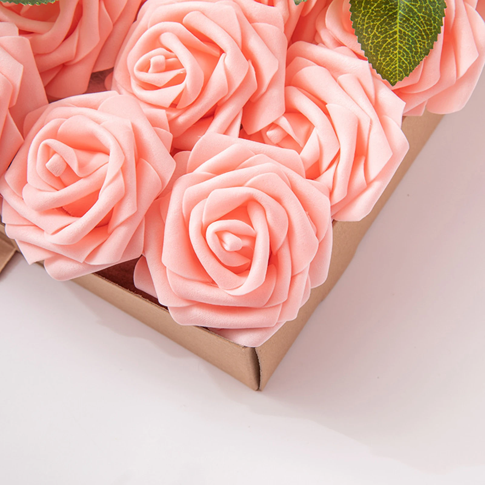 Real Looking Fake Roses Artificial Flower Easily Care and Durable Artificial Flower for Everyday Decoration or Birthdays