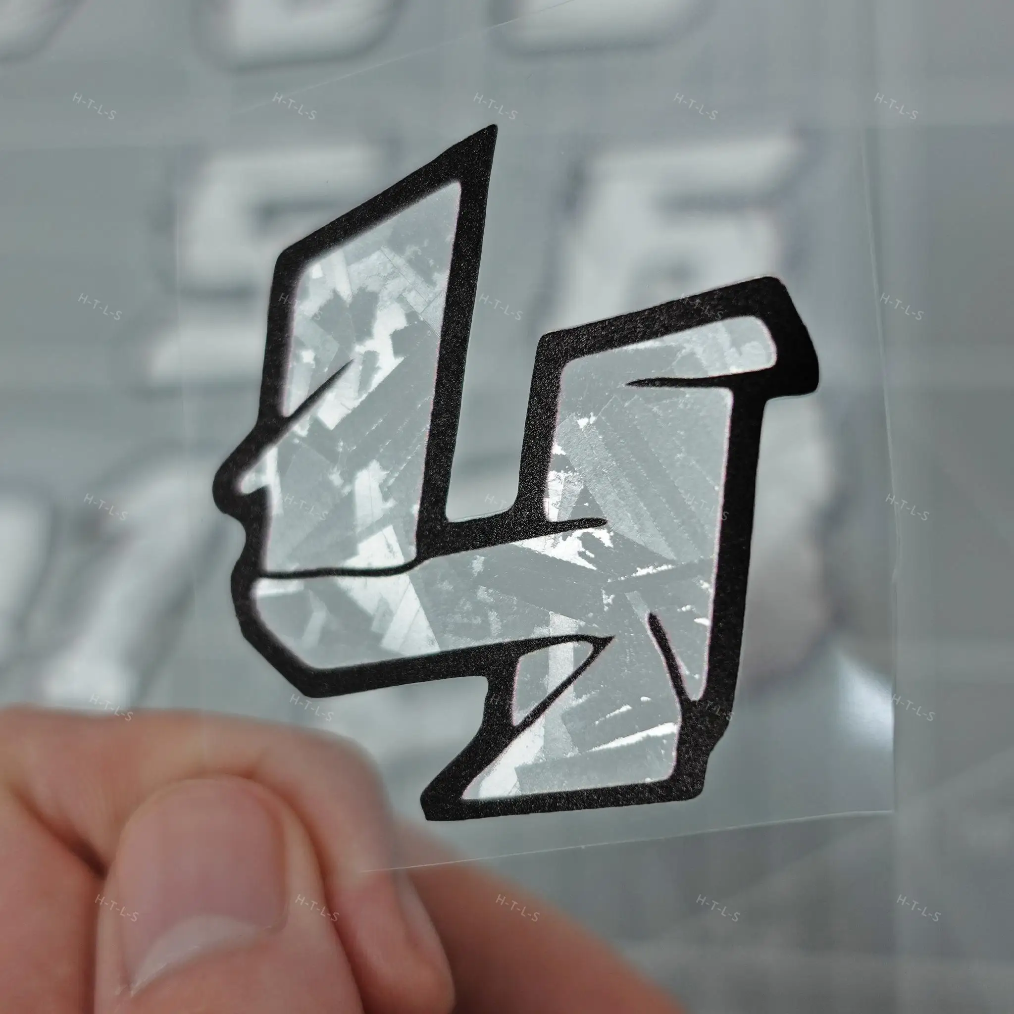 قطعة واحدة من ملصقات أرقام الملمس المتشققة مقاس M ملصق لاصق لتزيين الكمبيوتر المحمول والدراجات النارية