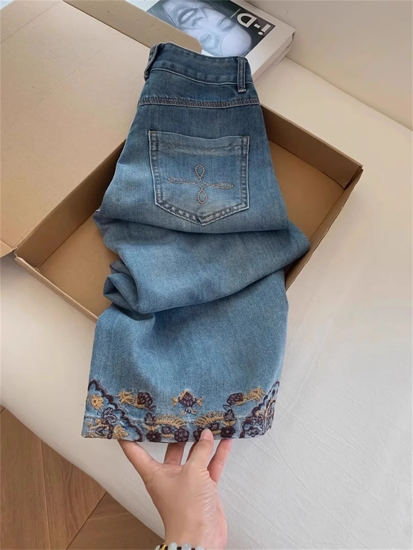 

New Chinese Style Embroidered Blue Slim Straight Soft Jeans Women Summer Thin Loose Small Size Eighteen Pants Commute