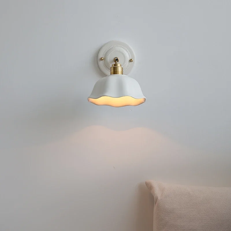 Ceramic LED Bedside Wall Lamp Bedroom Living Room Indoor Home Decoration Atmosphere Light Fixture Modern Minimalist Floral White