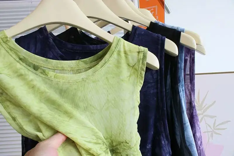 Lauf-Oberbekleidung, schnell trocknend, Batik-Mesh-Yoga-Weste, ärmelloses T-Shirt, Rückenschlitz, locker geschnittenes Damen-Sporttop – Detail 7