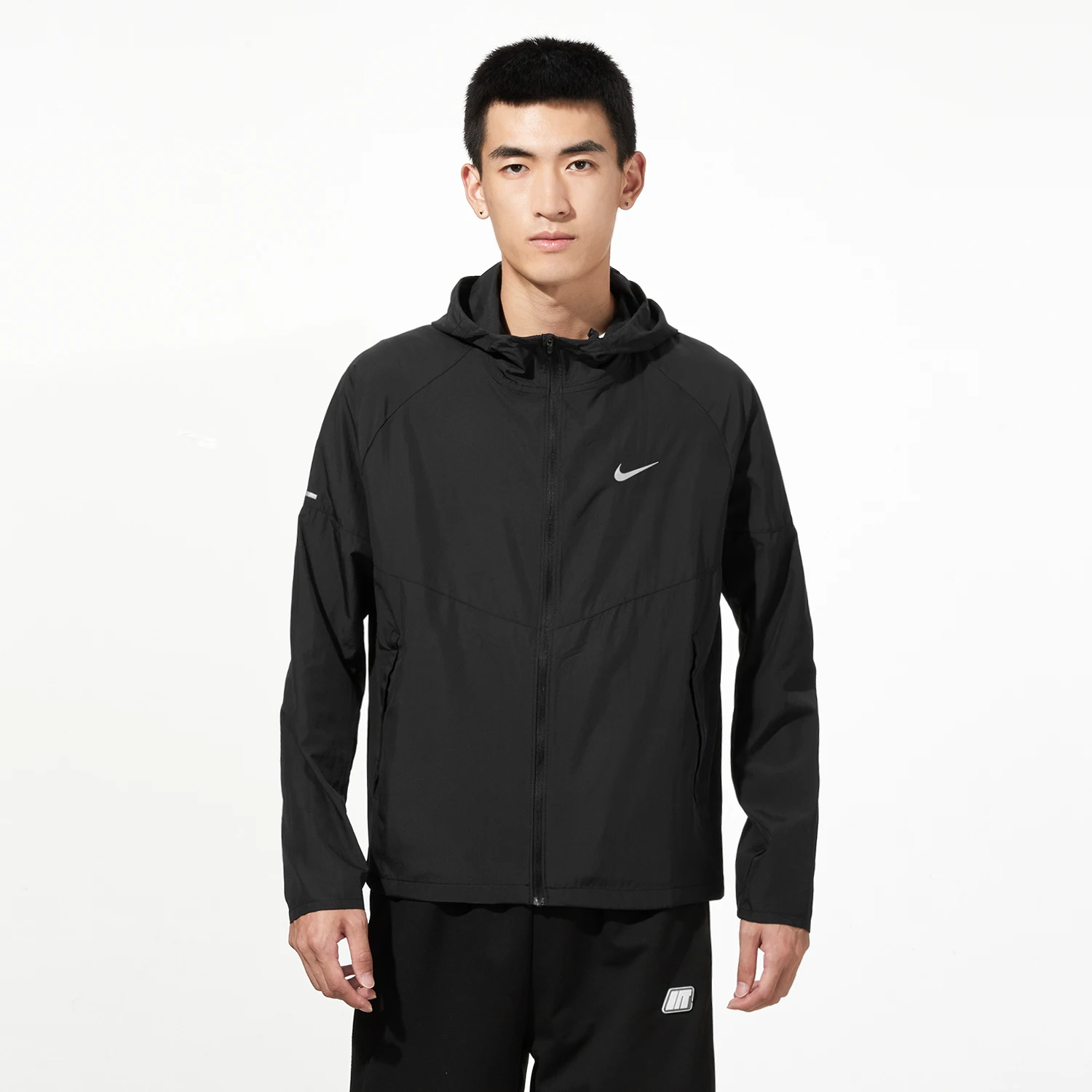

Nike Men's Jacket Casual Wear Comfortable Breathable Sportswear Outdoor Woven Hooded Jacket Dd4747-010