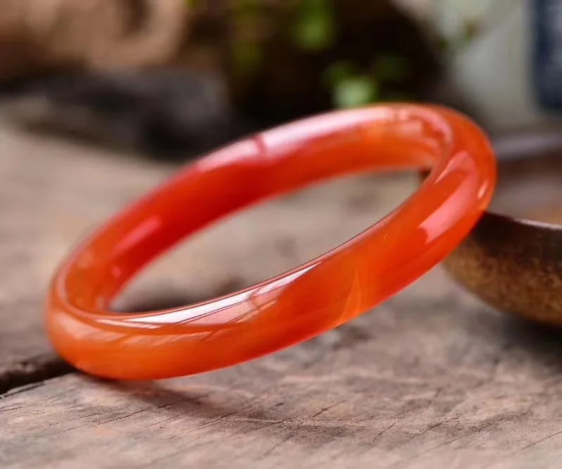 Brazilian Red Agate Chalcedony for Women's Birthday Fashion Exquisite Jade Bracelet.