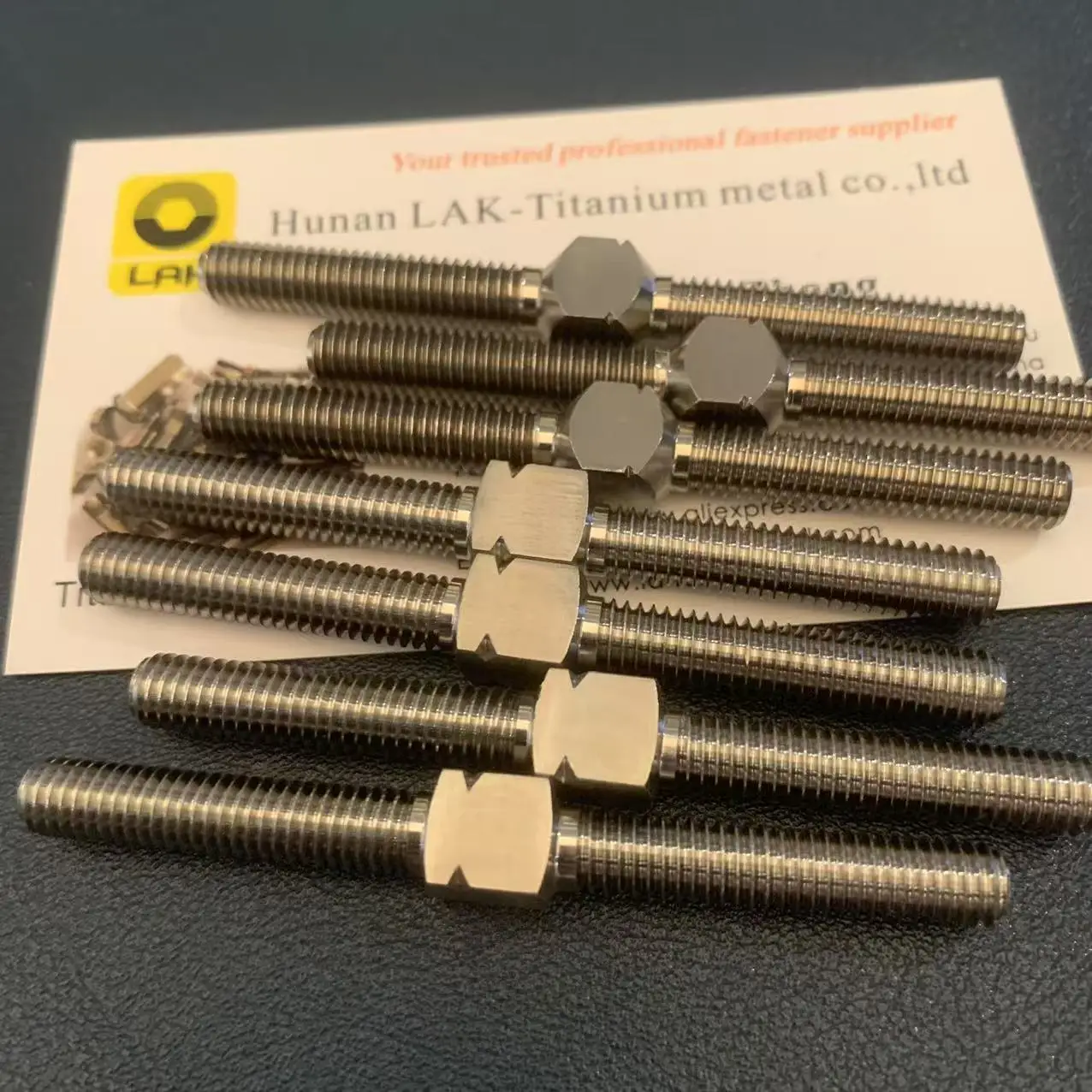 M6x70 مربع 8 مللي متر LAK-تيتانيوم مسدس توجيه RC وصلة ربط المقطورة قضيب مع الخيط الأيسر والأيمن Gr5