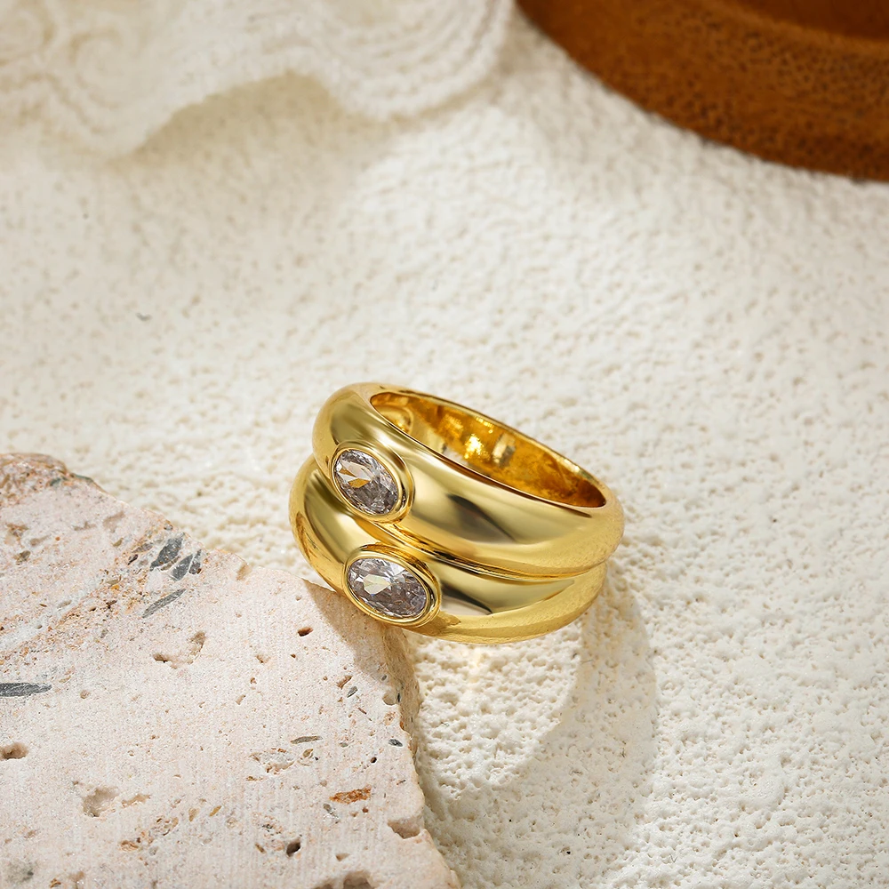 Kreative eingelegte funkelnde Zirkon klobige zweilagige runde Ringe Edelstahl Goldfarbe ovaler Kristall Hochzeit Ästhetik Schmuck
