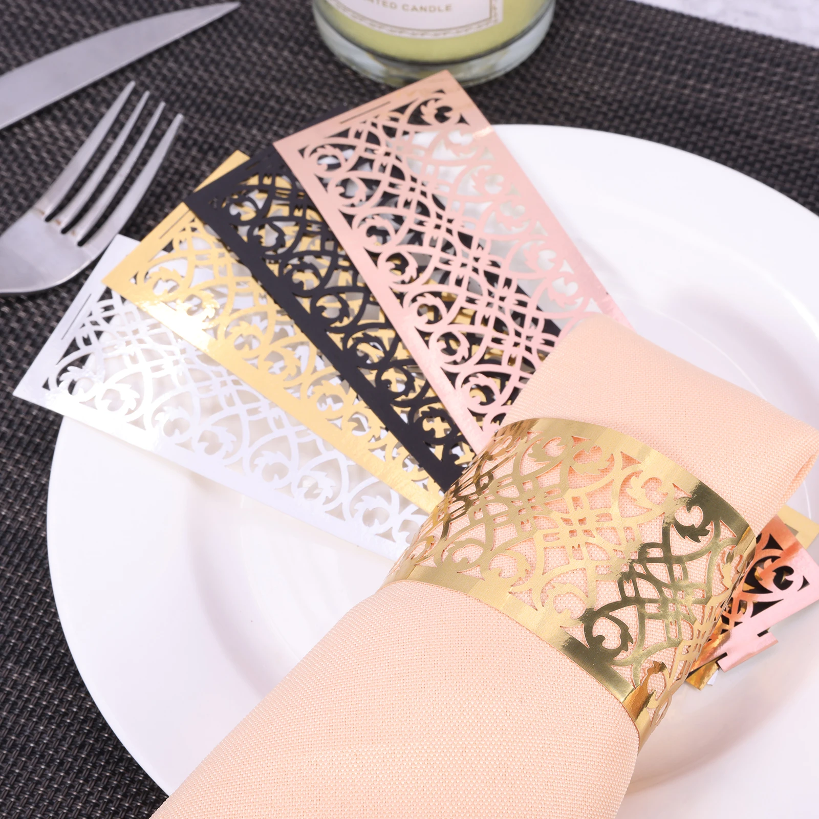 50pcs Premium Paper Napkin Rings Hollow Flower Laser Cut Foil Table Cloth Interlocking Buckle Gold/Silver/Black Decor Wedding