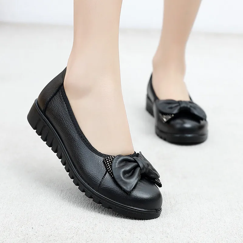 Spring Autumn Women Leather Breathable FlatsCasual Shoes Women's Loafers Outdoor Comfortable Footwear Walking Shoes Mother Shoes