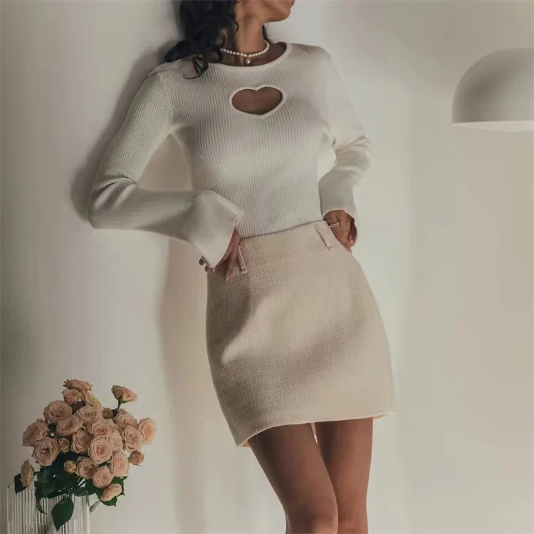 เสื้อสเวตเตอร์ถักไหมพรมผู้หญิง แขนยาว สไตล์ลำลอง ดีไซน์ลายหัวใจโปร่ง  ใส่ได้หลากหลาย สวมใส่สบาย ผ้าฝ้าย 100% แฟชั่นฤดูใบไม้ร่วง