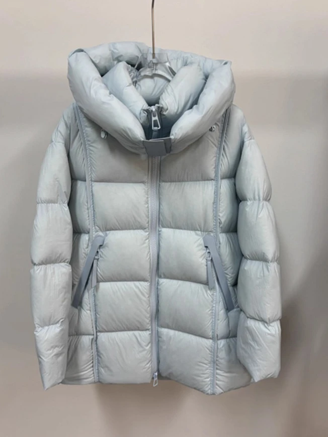 سترة نسائية شتوية جديدة لعام 2025 بغطاء للرأس للركاب في شارع العليا 90% سترة أوزة أسفل