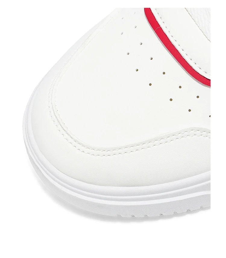 Klassische weiße High-Top-Sneaker für Herren, atmungsaktive Streetwear-Schuhe mit blauen und roten Akzenten – Detail 2
