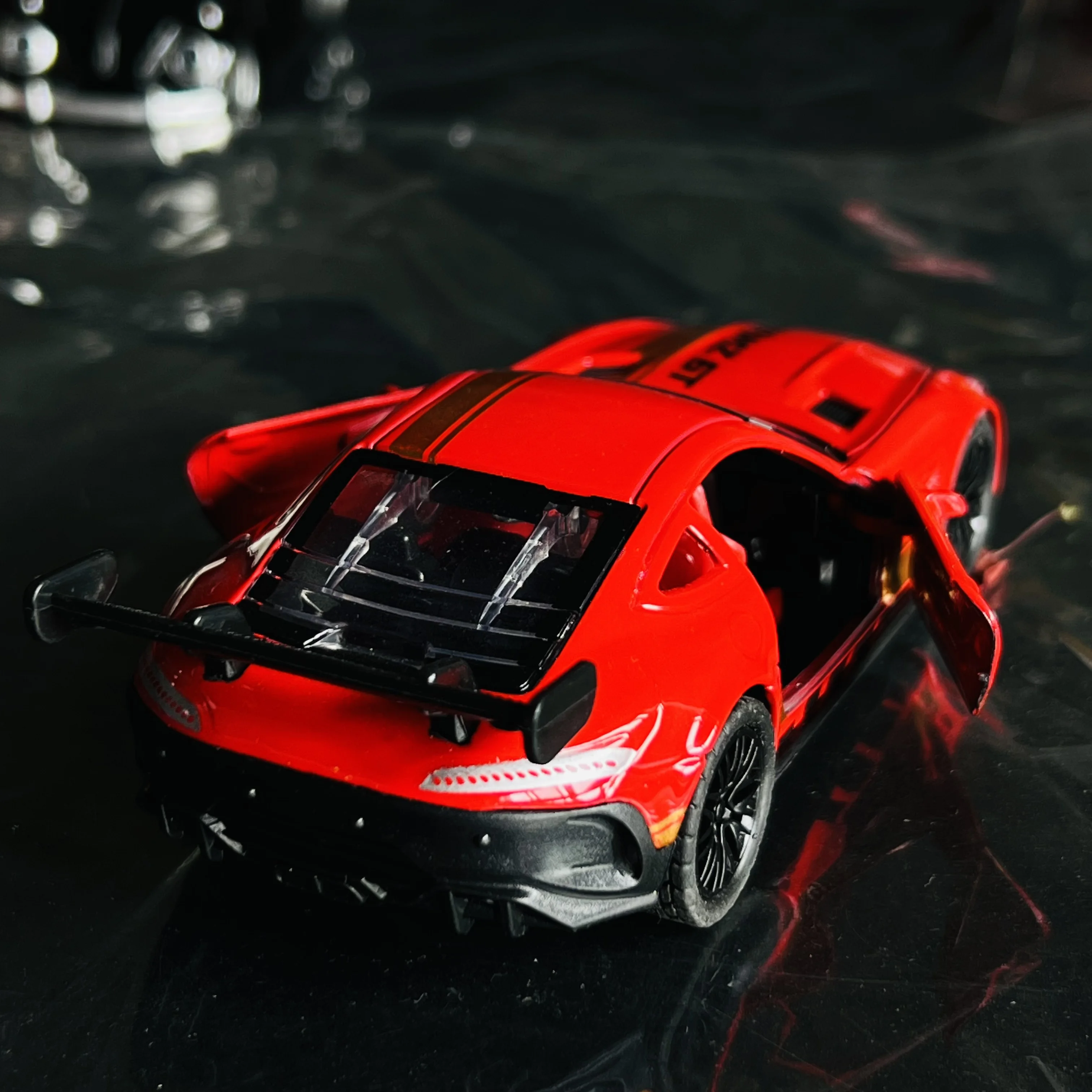 Alloy car model sports Cool car   Decoration Car Model Simulation Alloy Boy Gift Cake Decoration