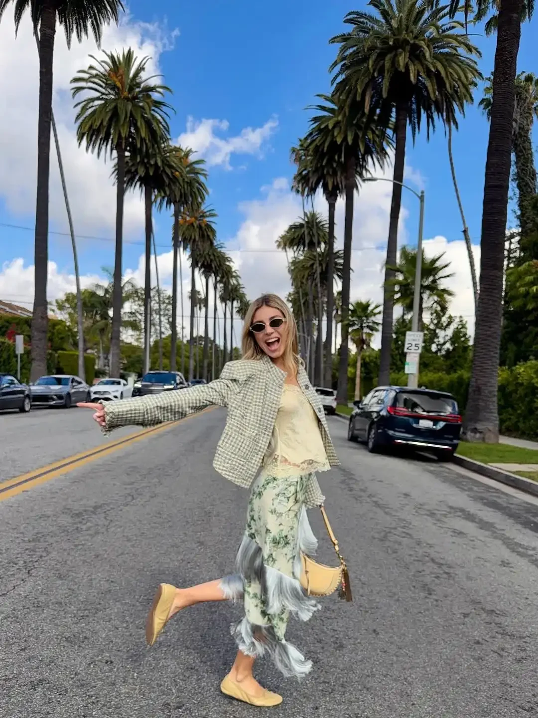 Women Casual Plaid Cropped Jacket Stand Collar Frayed Raw Edge Long Sleeve Button‑down Loose Short Coats 2026 Autumn Coat Retro