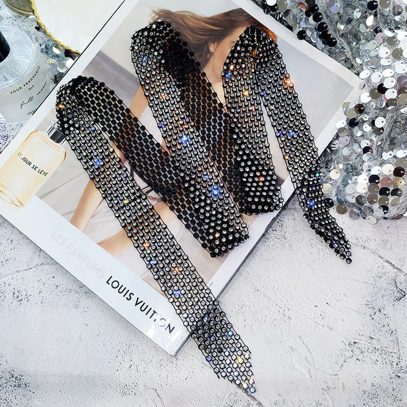 Großartige lange Strass-Krawatte für Damen, 130 cm, Kristall-Mesh-Krawatte, glitzernde Krawatte für Halloween, Party, Nachtclub, Damen-Krawatte – Detail 3