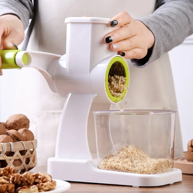 Multifunctional nut crushing and stirring hand crank small dried fruit masher