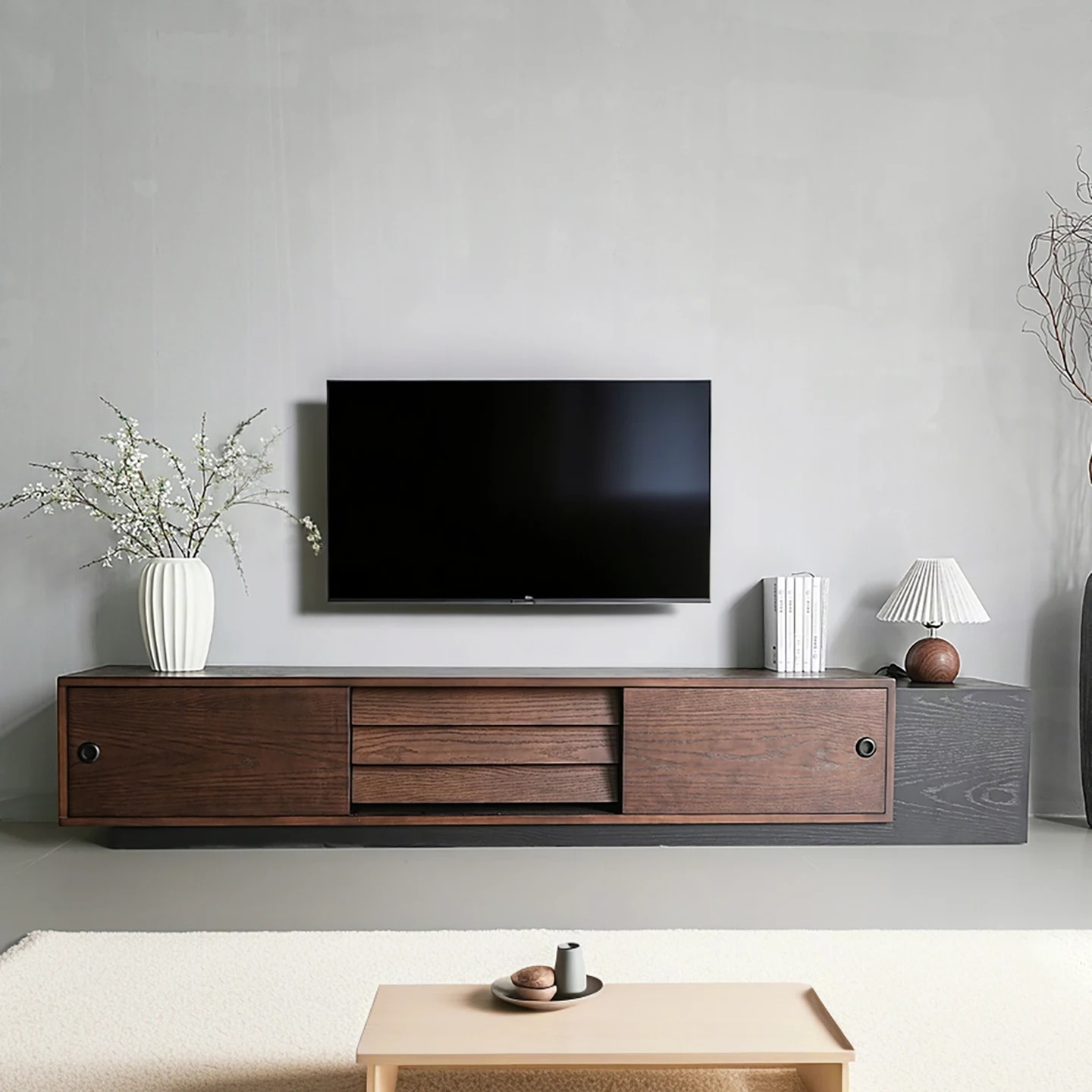 

Solid Wood TV Cabinet Minimalist Modern Storage Home and Organizing Cabinet Retro Hotel-style Floor Cabinet TV Stand Simple