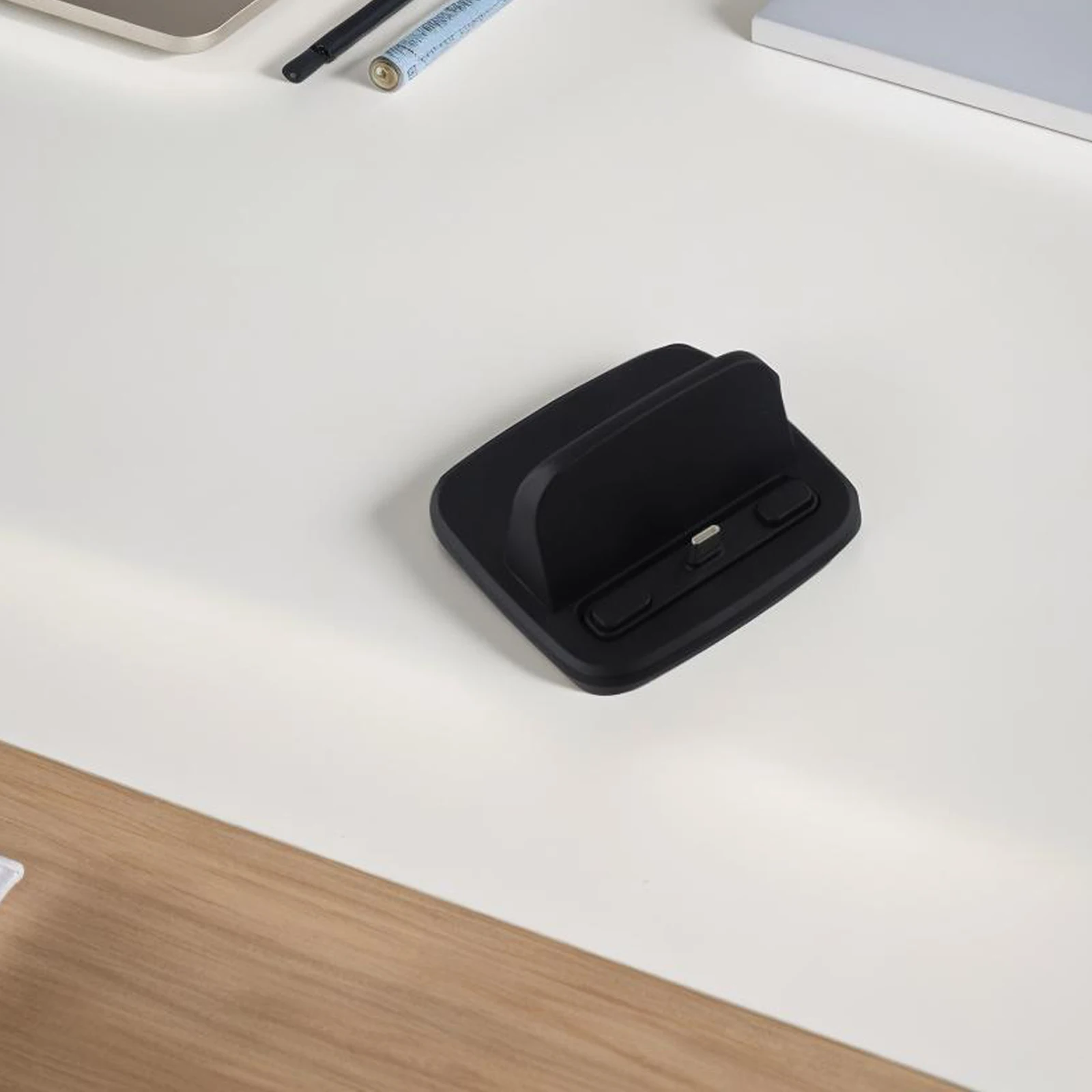Multi Device USB C Dock 120W Lightweight and Portable Charging Station for Quick Power Delivery to Several Gadgets