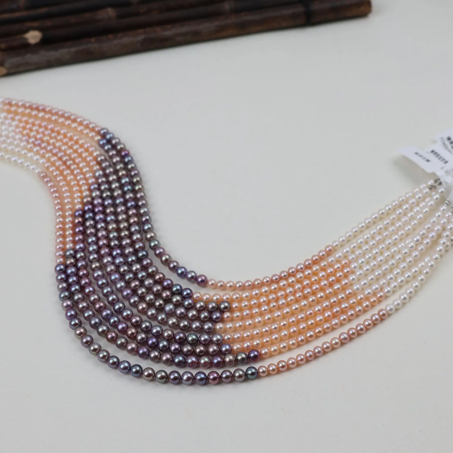 1Pcs Natural  4-5mm candy color gradient near round freshwater pearl