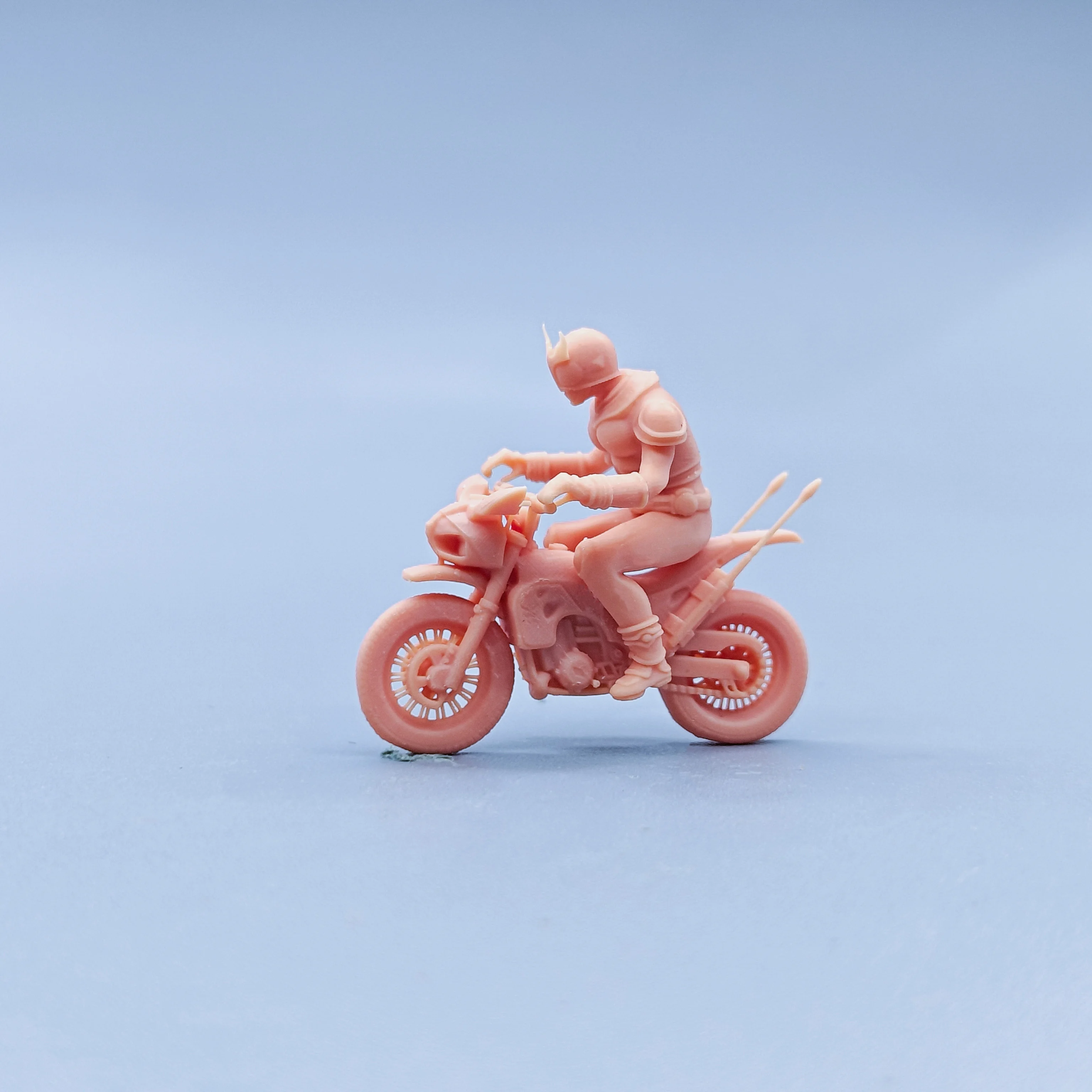 1/64 1/43 ตุ๊กตารุ่นเรซิ่น Kamen Rider Unสี Miniatures Diorama มือวาด C701 C702