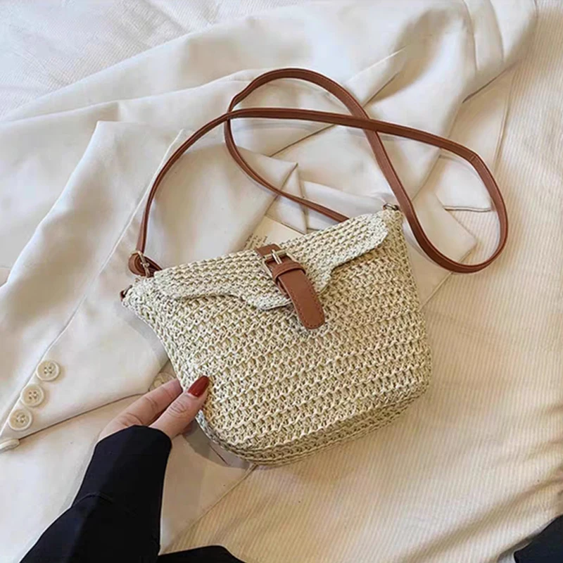 Summer Straw Women's Bag Simple Casual Bohemia Woven Bag Single Shoulder Crossbody Buckle Beach Tote Cell Phone Bag