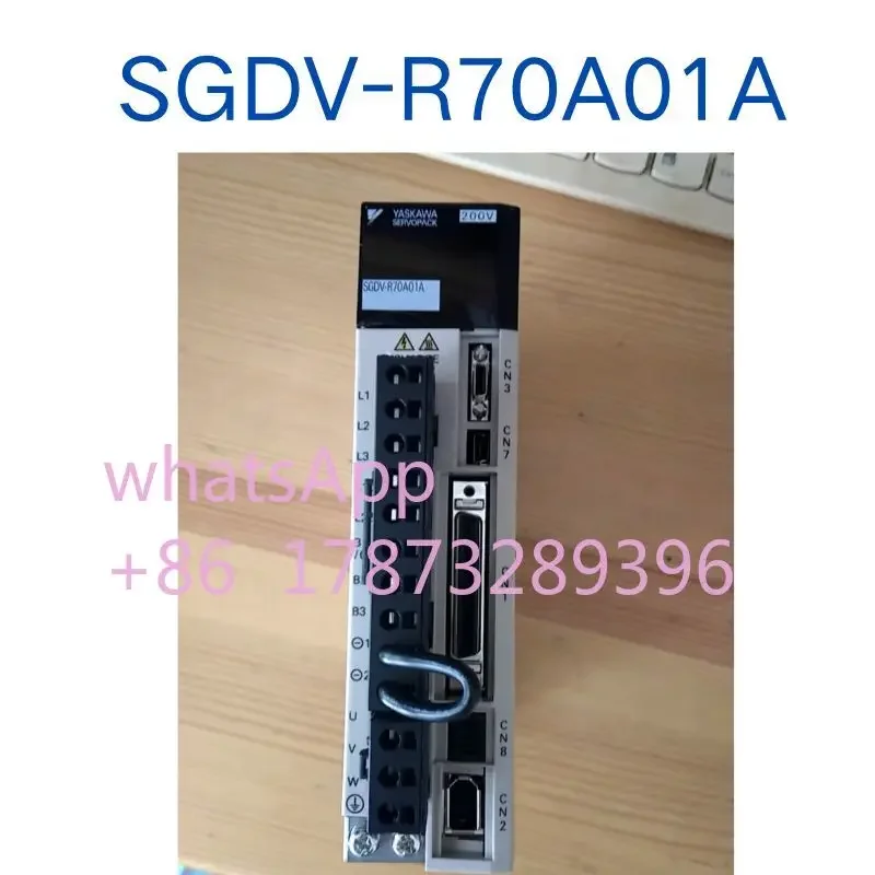 Used Servo driver 50W SGDV-R70A01A tested OK function intact