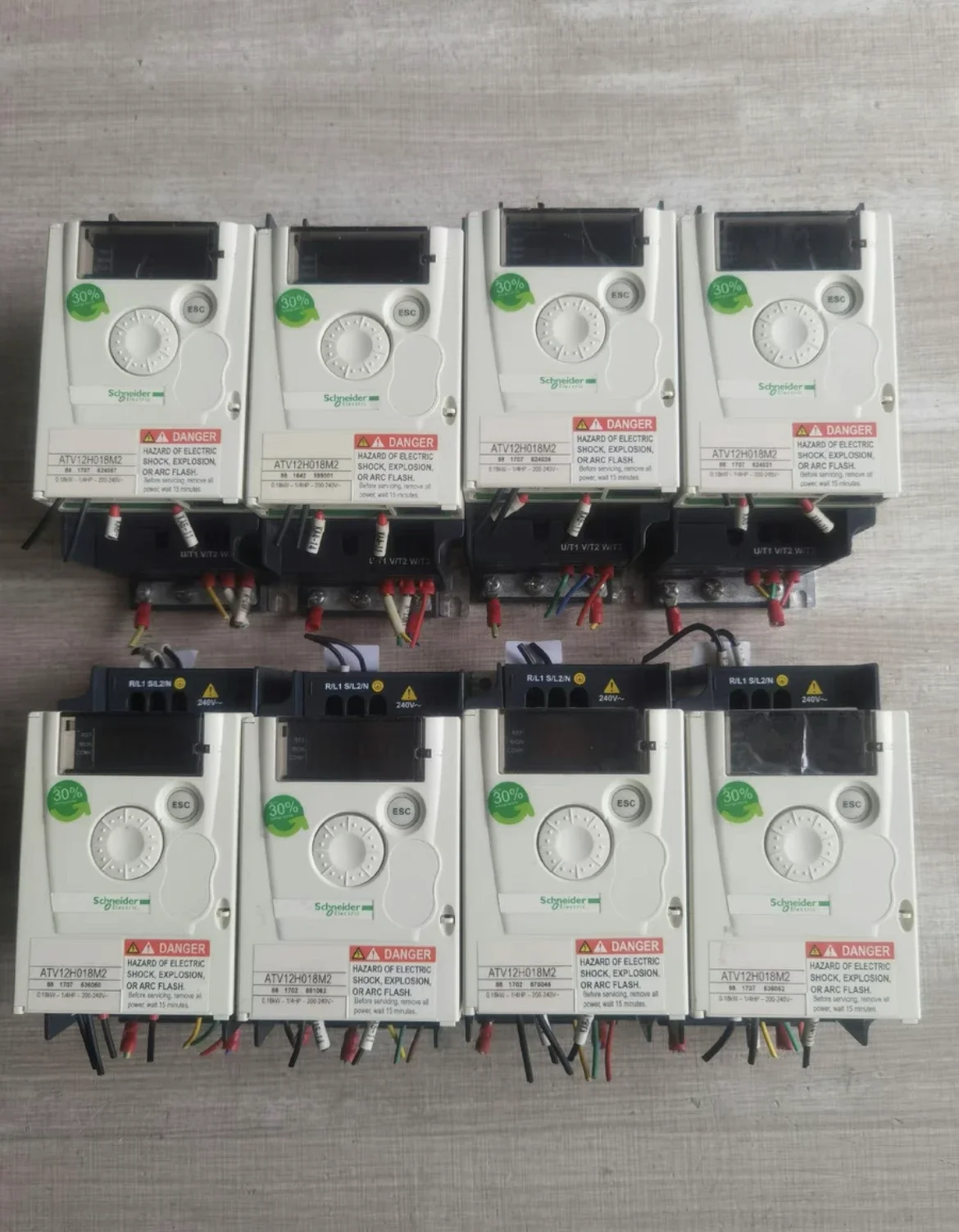 Inversor usado AVT12H018M2 prueba OK