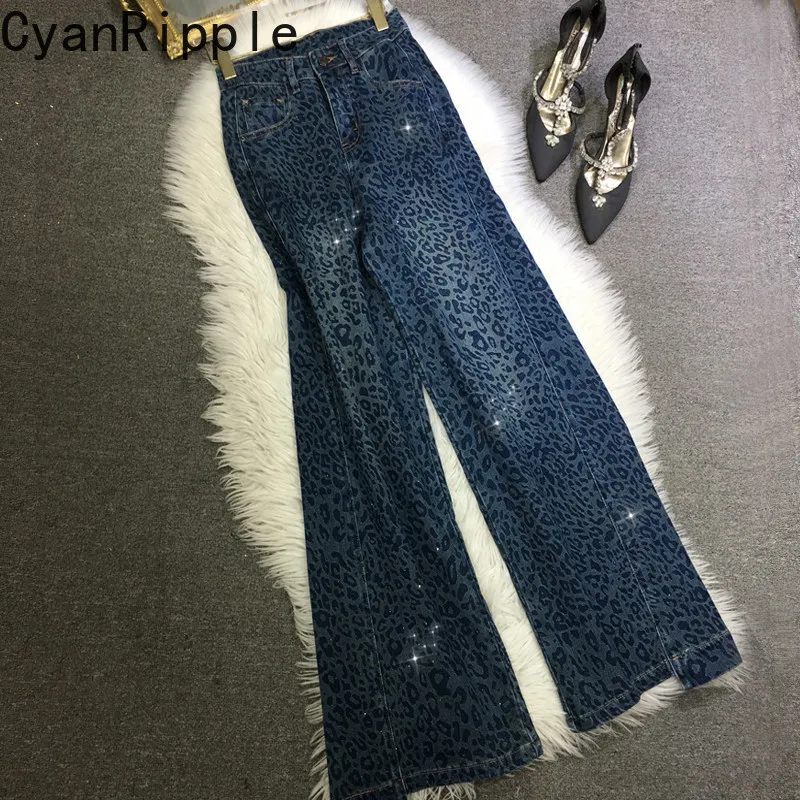 

Американские джинсы прямого кроя с леопардовым принтом для женщин, новинка весны-лета, модные, с декоративными стразами, универсальные, с высокой талией, широкие джинсовые брюки