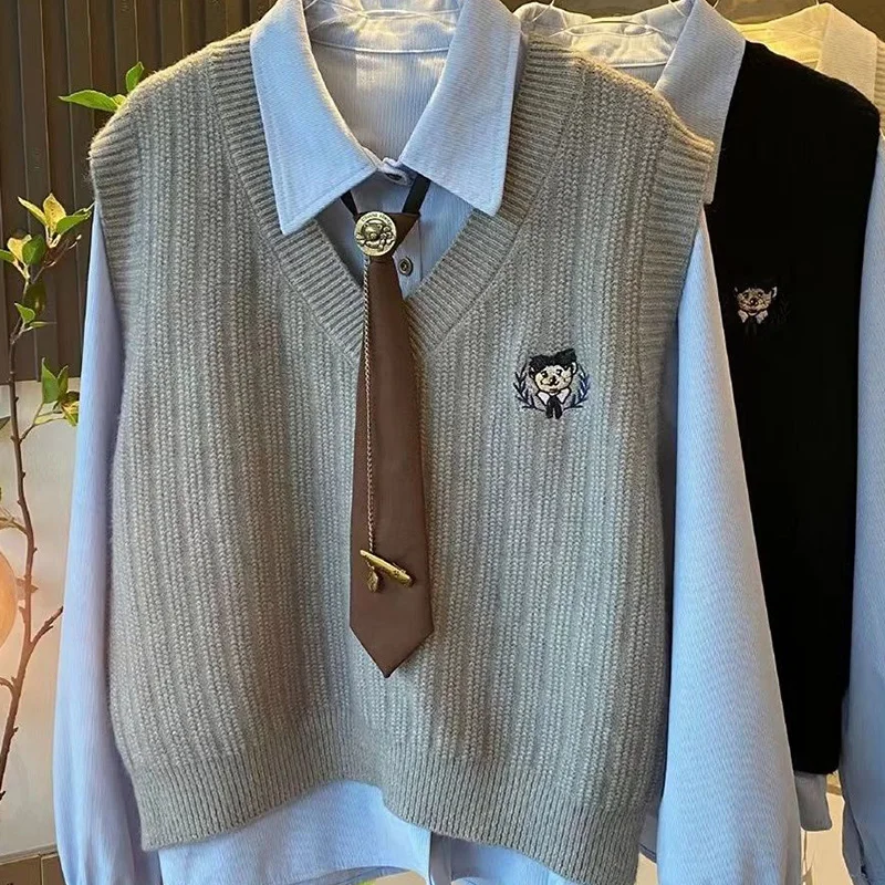 Autumn Winter Preppy Style Patchwork V-neck Sweater Vest Female Young Style Embroidered Turn-down Collar Two-piece Suit Blouse