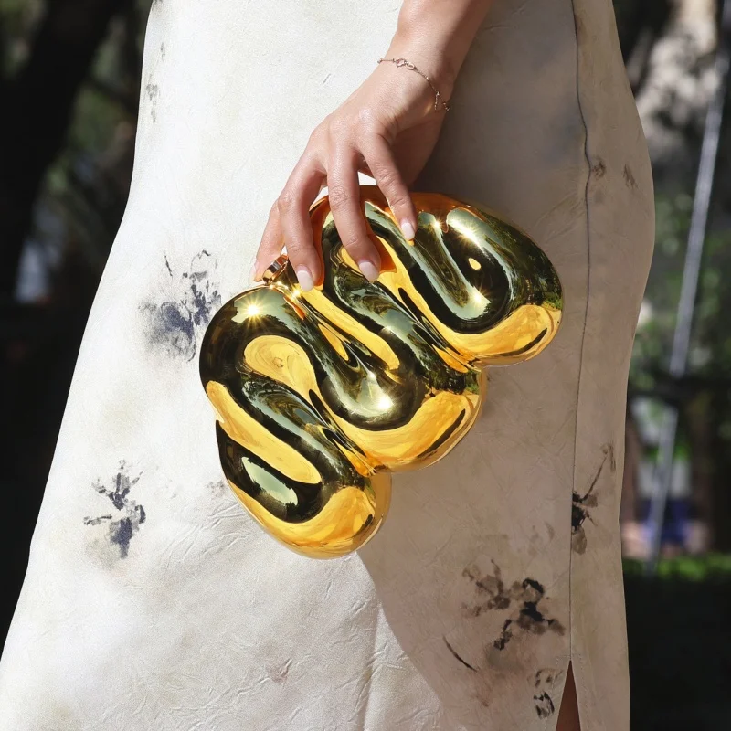 Creative Serpentine Shiny Mirror Acrylic Clutch Bag Novelty Design Metal Luster Handbag Women Wedding Party Clutch Purse view 5