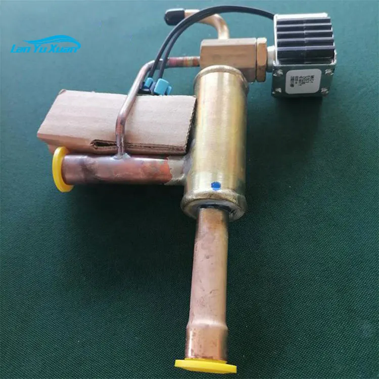 

Carrier Transicold 14-00337-04 3 WAY VALVE WITH COIL 12V For Truck Refrigerator Unit