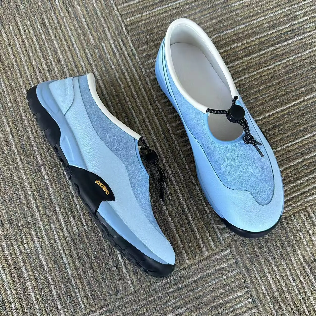 

Spring Unisex Casual Shoes Lazy Man's Barefoot Sneakers Outdoor Running Trainers Fashionable round Toe Low Top Deoxynucleotide