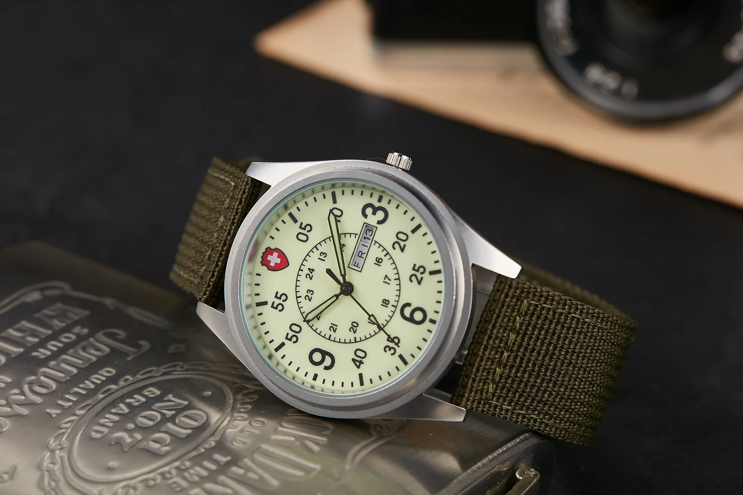 

Men's Quartz Watch Military Style Luminous Dial Nylon Strap Waterproof Date Week Display Casual Sports Watch for Men