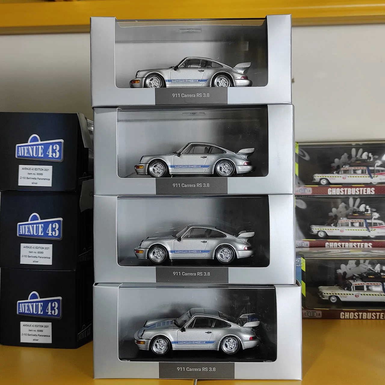 Diecast escala 1:43 PORSCHE 911 Carrera RS 3,8 coche en miniatura de aleación juguete coleccionable regalo adorno de exhibición de recuerdo