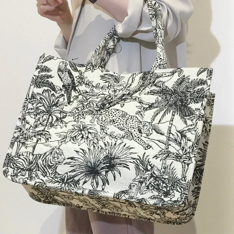 Ladies' Handbag Embroidered Tote Bag 2024 Good Quality Fashion Commuter Shoulder Bag for Women