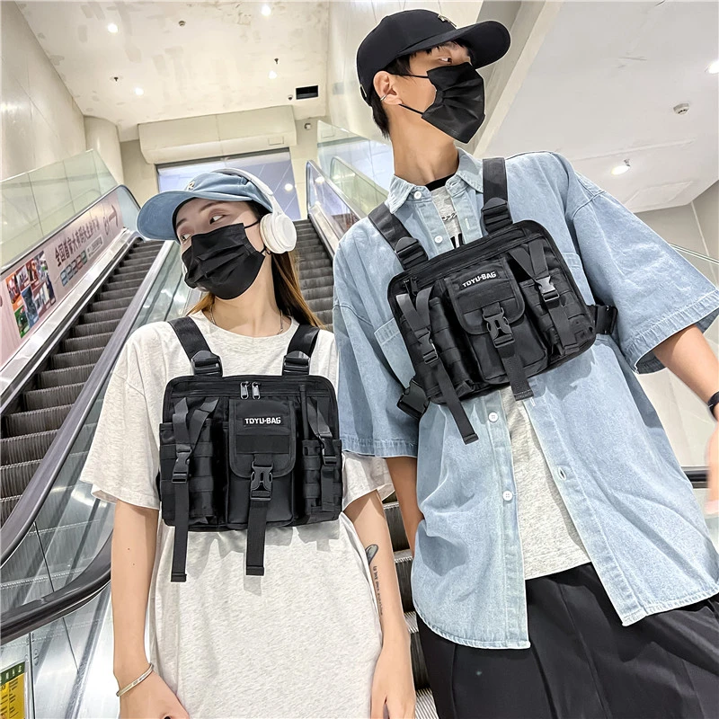 Fashion Functional Tactical Chest Bag for Men Fashion Bullet Hip Hop Vest Streetwear Bag Waist Pack Unisex Black Chest Rig Bags