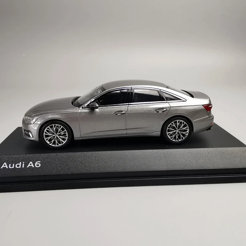 German original factory 1:43 2019 forAUDI A6 Collect limited edition alloy die-casting car model