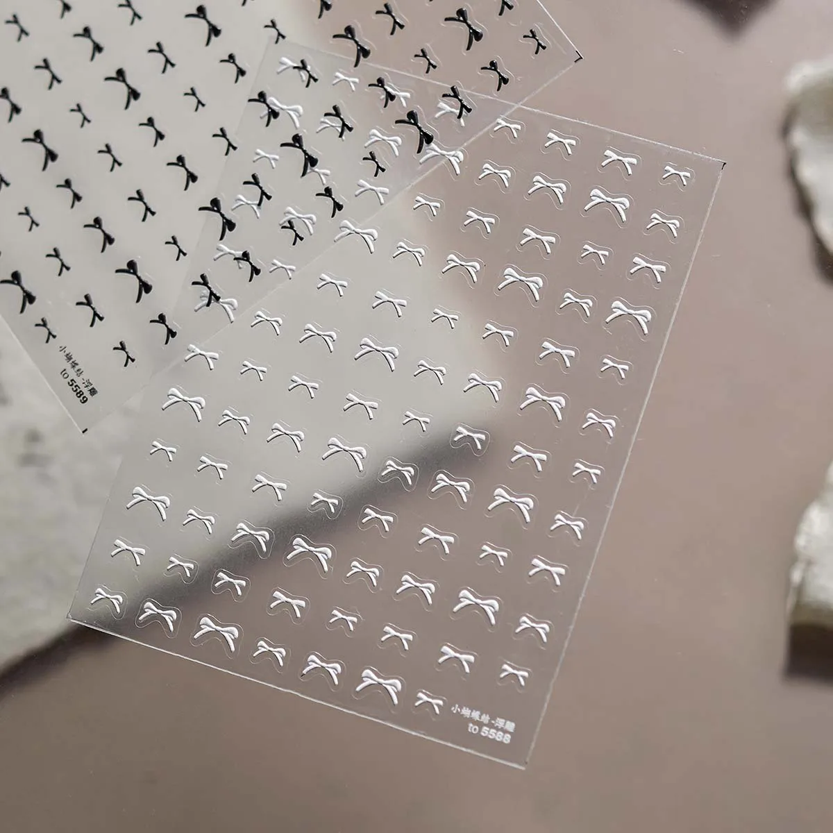 

Изысканные мини-наклейки для ногтей в виде бантиков, 5D рельефные наклейки для ногтей, белые, черные, красные бантики, украшения для ногтей, DIY наклейки, аксессуары для DIY декора.