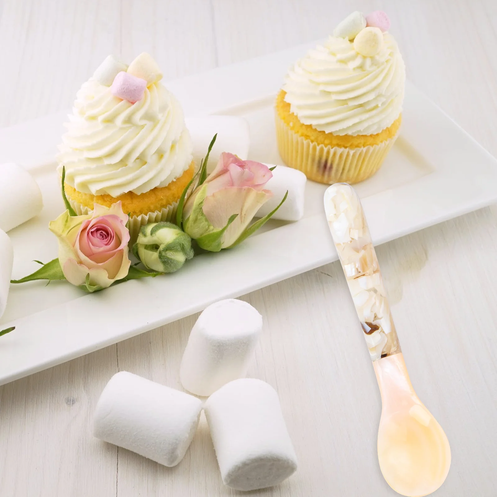 

2Pcs Shell Spoon Natural Coffee Dessert Kitchen Supplies Smooth Polished Handcrafted Unique Design Lightweight Portable Modern