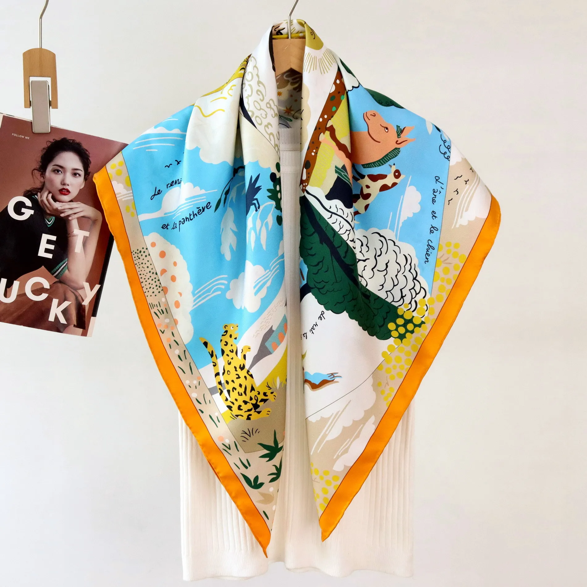 

Высококачественный элегантный женский изысканный аллеторический сюжетный принт, качество 14 мм, саржевый шелк, скрученный вручную край, большой квадратный шарф, шаль