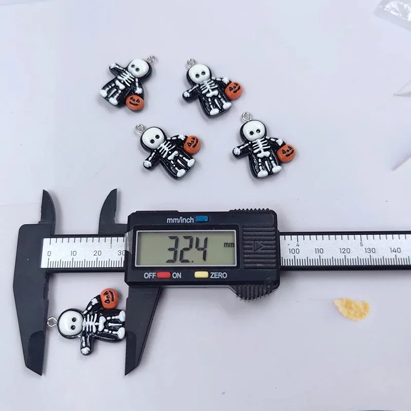 10Pcs Kawaii Floating Skeleton Pumpkin Resin Charms