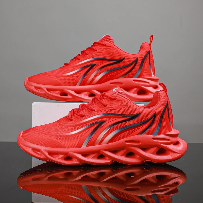 أحذية رجالية للفصول الأربعة 2025 أحذية رياضية جديدة شبكية قابلة للتنفس ونعل سميك للشباب أحذية ركض غير رسمية متعددة الاستخدامات